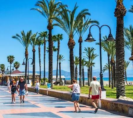 Piso Centrico En Apartman Torremolinos