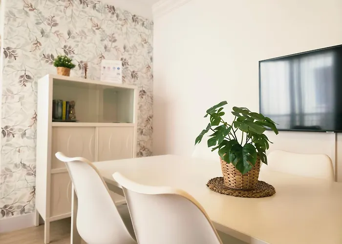 Piso Centrico En Apartamento *