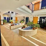 Piso Centrico En Апартаменти Торремолінос